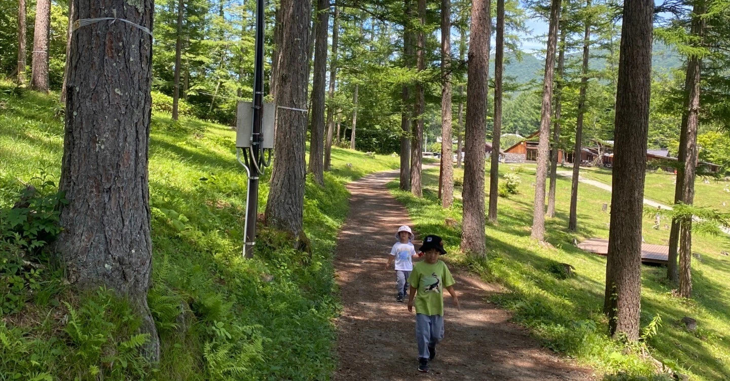 学びは、泥の中にあった。親子で見つけた「まなびの旅」